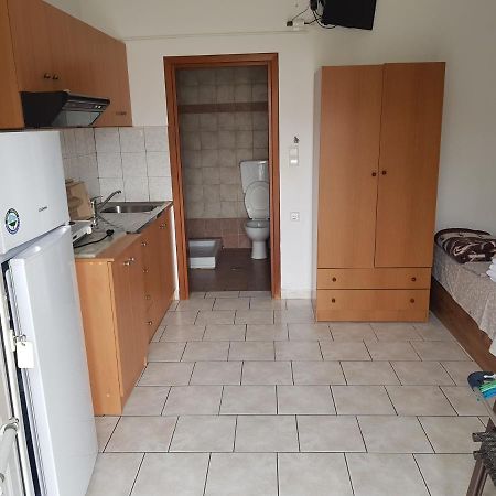 Villa Giannis Apartments Vrasná Eksteriør bilde