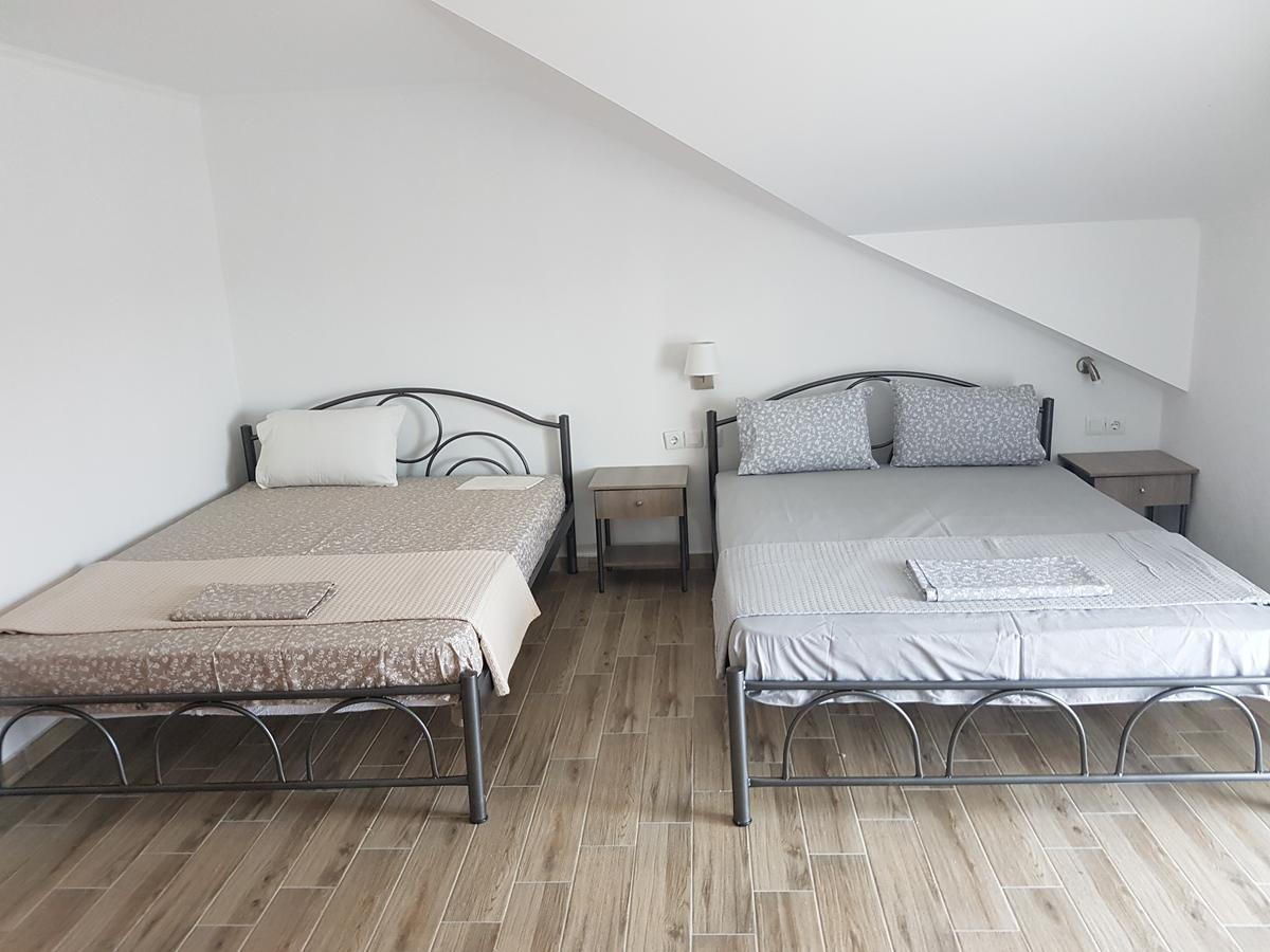 Villa Giannis Apartments Vrasná Eksteriør bilde